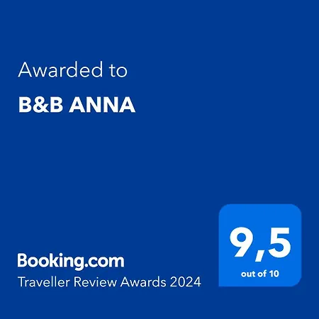 לינה וארוחת בוקר Anna *