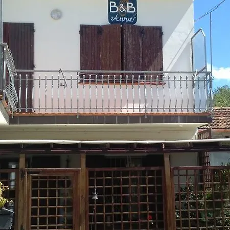 Anna Bed & Breakfast *
