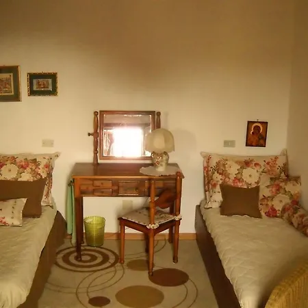 Anna Bed & Breakfast *